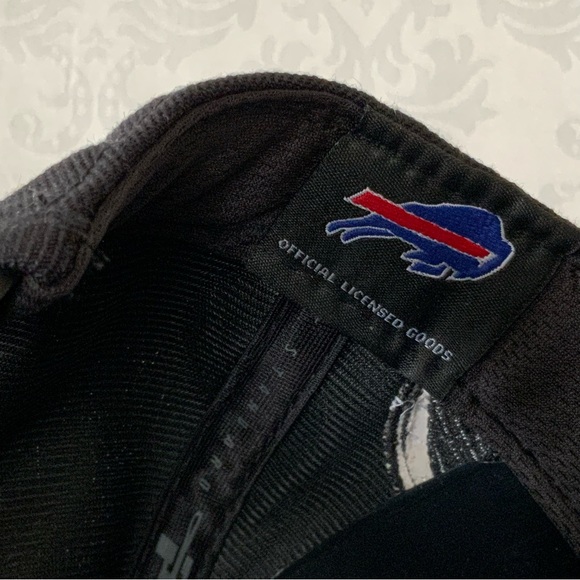 NFL Official Licensed Buffalo Bills Hat, Black, adjustable hat.NEW WITH TAGS - Picture 7 of 10